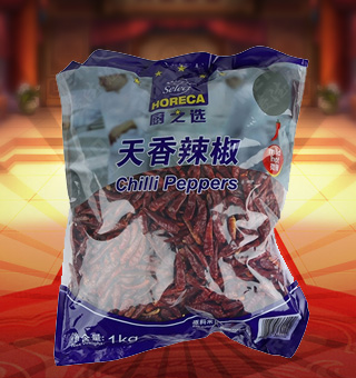 廚之選(HORECA SELECT)天香辣椒產(chǎn)自四川成都1kg每袋，辣椒對口腔及胃腸有刺激作用，能增強(qiáng)腸胃蠕動，促進(jìn)消化液分泌，改善食欲，并能抑制腸內(nèi)異常發(fā)酵?？梢杂糜诜序v魚、大碗魚、毛血旺、辣子雞丁、饞嘴牛蛙等川菜系列，定會讓您回味無窮。由于辣椒素的作用，當(dāng)味覺感覺細(xì)胞接觸到辣椒素后會更敏感，從而感覺食物的美味。