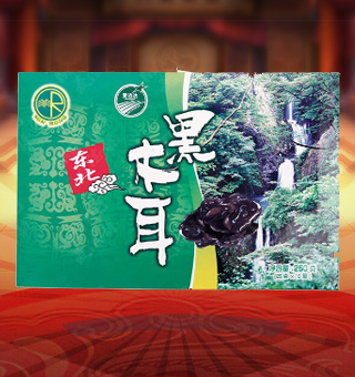閩融東北黑木耳（盒裝）產(chǎn)自福建寧德25g*10每盒，精選優(yōu)質(zhì)片狀銀耳經(jīng)過領(lǐng)先工藝烘干而成，衛(wèi)生安全，色澤乳白色，半透明，柔軟有彈性?？芍苯优c肉絲爆炒、與枸杞、紅棗煲湯，或作為佐料，葷素皆宜，食法多樣，是一道美味食材。采用透明的塑料包裝，大氣美觀，新鮮清晰可見，方便消費(fèi)者們的選購，質(zhì)量保證，放心購買。