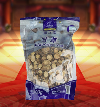 廚之選(HORECA SELECT)甘草產(chǎn)自四川成都400g每袋，精細(xì)加工而成，質(zhì)量上乘，備受廣大專業(yè)廚師和消費(fèi)者歡迎和厚愛，是您廚房必備品。保留了甘草中原有的滋味、氣味和全部的營養(yǎng)物質(zhì)，風(fēng)味獨(dú)特，定會讓您回味無窮。不使用化學(xué)劑、無化學(xué)殘留、不破壞營養(yǎng)成分，給家人一份天然、一份健康、一份安心。