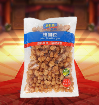 宜客(AKA)桂圓粒產(chǎn)自福建莆田500g每袋，精選優(yōu)質(zhì)桂圓為原料，經(jīng)先進(jìn)工藝精心制作而成，果實(shí)渾圓，果肉晶瑩易剝離，輕松享受。薈食臻選桂圓中富含豐富的蛋白質(zhì)、脂肪、碳水化合物及鈉等微量元素，有助于補(bǔ)充人體所需。采用精美袋式包裝，大氣上檔次，果肉適合煮粥、煲湯等，食法多樣，是你居家生活的必備選擇。