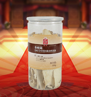 薈食(FINE LIFE) 杏鮑菇 產(chǎn)自福建寧德100g每袋，質(zhì)輕盈，有特殊天然菌香，味道鮮美，風(fēng)味獨(dú)特，保留了豐富的營養(yǎng)成分。采取透明包裝，新鮮清晰可見，干凈衛(wèi)生，方便存放冷藏，方便消費(fèi)者們的選購，安全健康，放心購買。