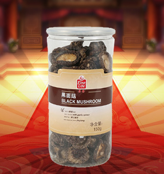 薈食(FINE LIFE)黑面菇產(chǎn)自四川成都150g每袋，質(zhì)輕盈，有特殊天然菌香，味道鮮美，風(fēng)味獨(dú)特，保留了豐富的營養(yǎng)成分。采取透明包裝，新鮮清晰可見，干凈衛(wèi)生，方便存放冷藏，方便消費(fèi)者們的選購，安全健康，放心購買。