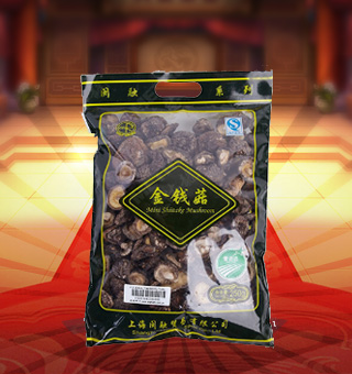 閩融金錢菇產(chǎn)自浙江麗水250g每袋，香菇又稱香蕈、冬菇，它味道鮮美，香氣沁人，素有“植物皇后”之譽(yù)，是家庭、宴席之美味佳肴。將本品用清水洗凈浸泡后，可直接與肉絲爆炒、排骨煲湯，或作為佐料，葷素皆宜。采用透明的袋式包裝，香菇色澤清晰可見，方便消費(fèi)者們的選購，質(zhì)量有保證，可放心購買。